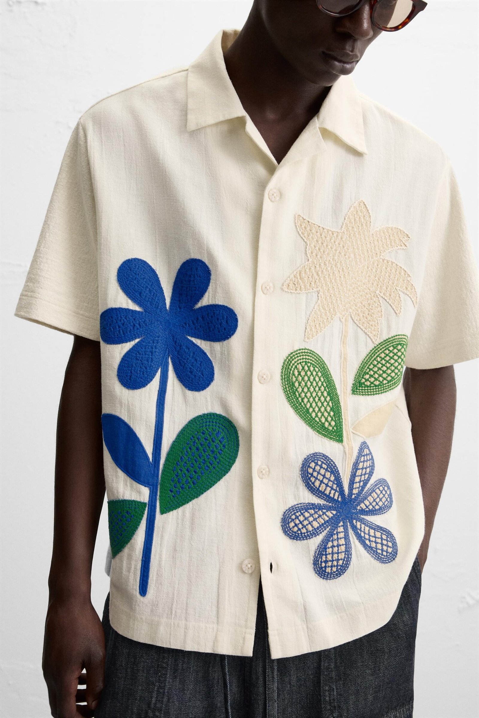 Oversized-Fit Short - Image 4